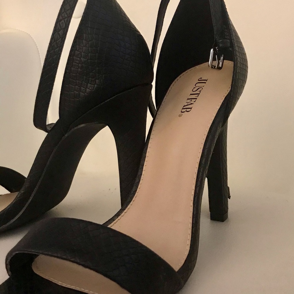 Black Snake Skin Heels